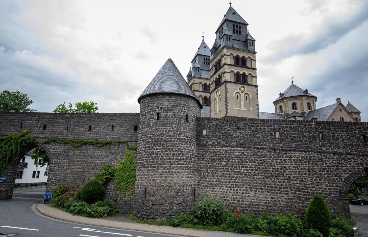 Hinter Burg, Haus Mit Garten Mayen Exterior photo